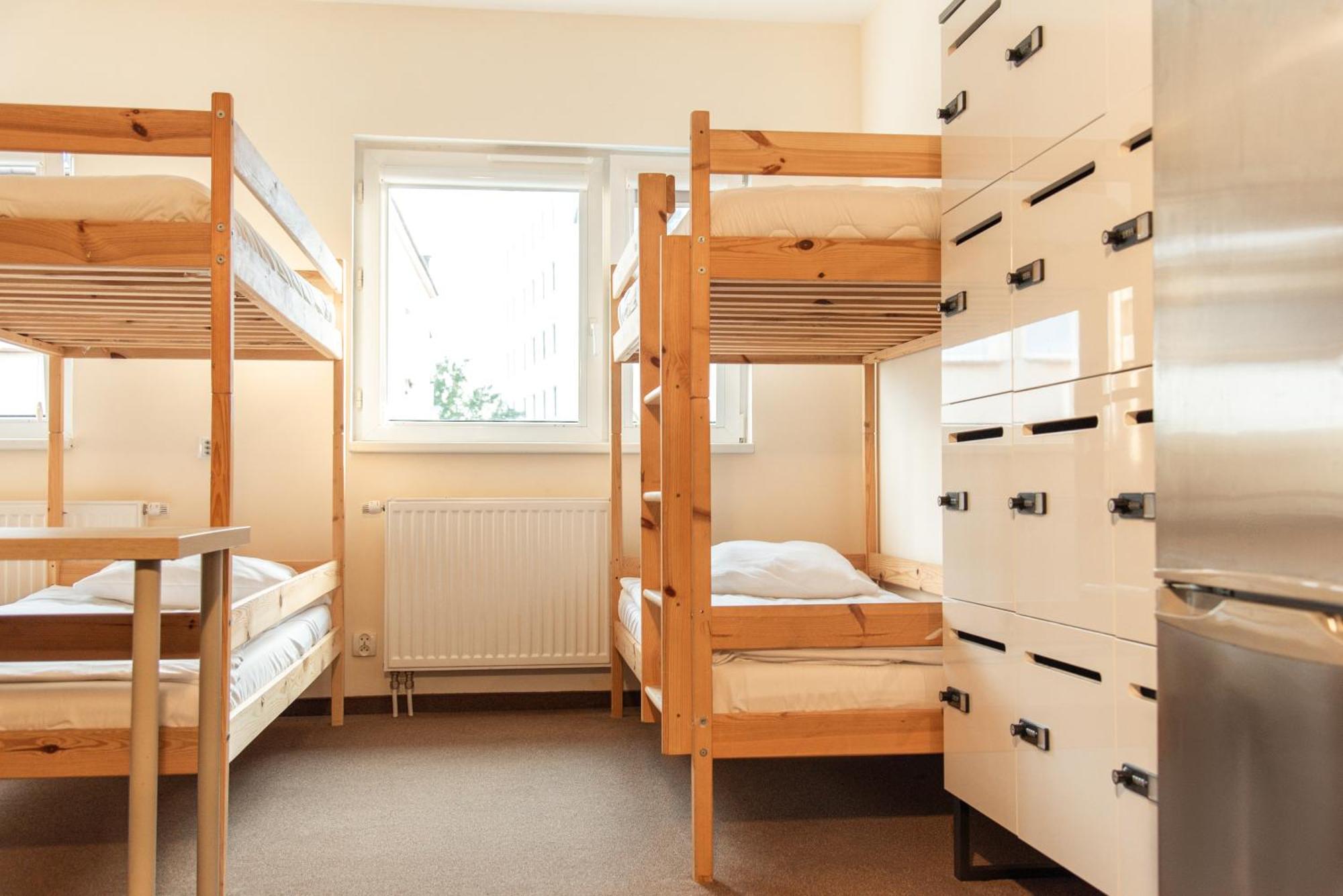 Luxhostel24 Warschau Buitenkant foto