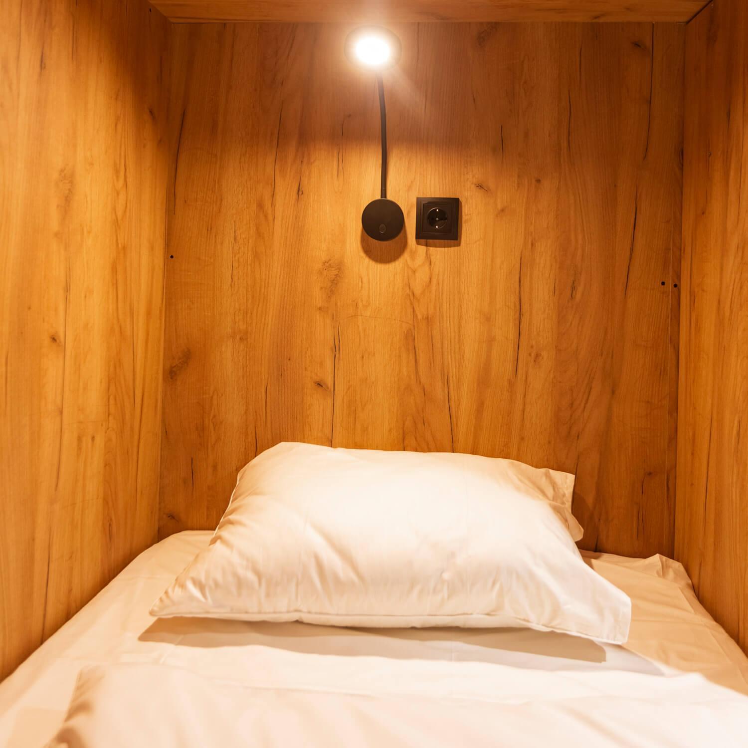 Luxhostel24 Warschau Buitenkant foto